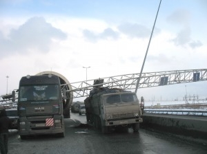 Минтранс Пермского края предлагает бороться "всем миром" с нарушениями правил дорожного движения, наносящими ущерб автомобильным дорогам
