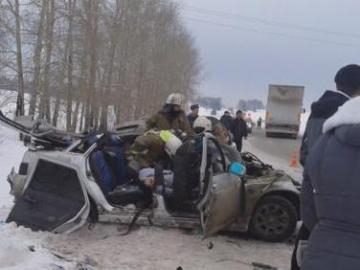 В Перми не пристегнутый водитель стал причиной столкновения 6 машин