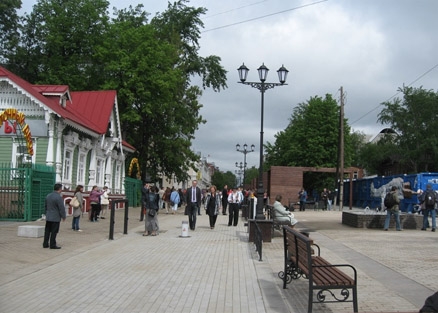 Отельер Александр Полев собирается построить на пешеходной улице торговый центр