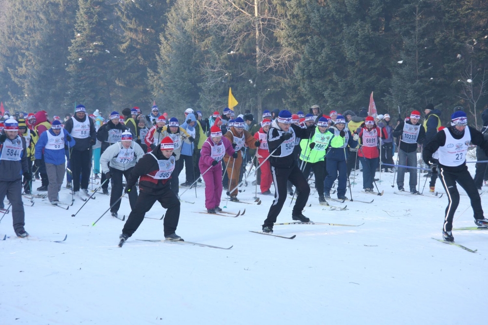 Жители Пермского края вышли на «Лыжню России-2012»
