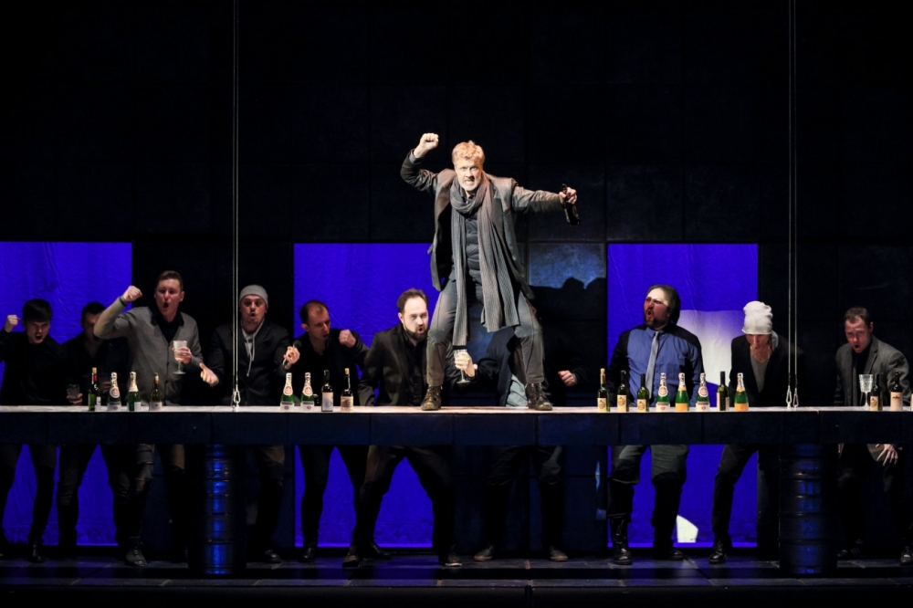 «Сказки Гофмана» в оперном театре – пермяков на сцене заметно больше