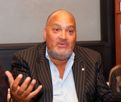 «Это очень негативный и чрезвычайно невежественный взгляд», - Майкл Хант обиделся на пермских журналистов