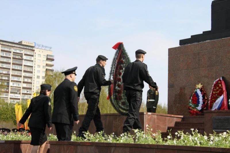 В Перми прошло торжественное возложение венков к монументу  Героям фронта и тыла