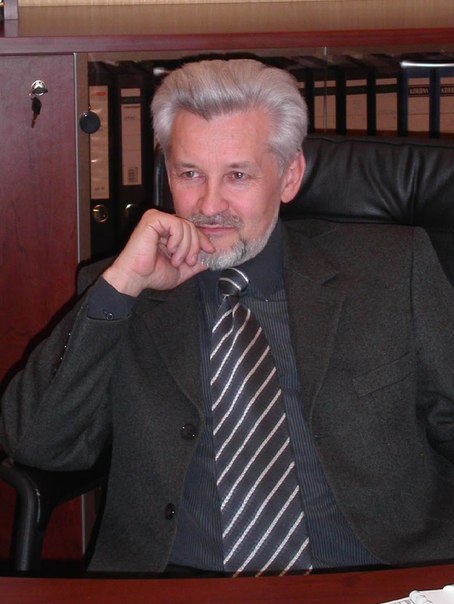 Виктор Воженников