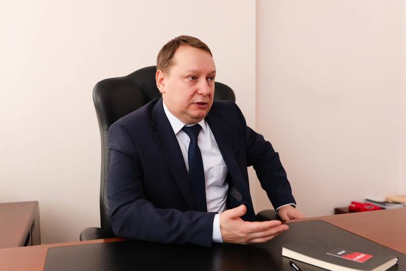 ​Дмитрий  Мартынов