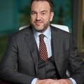 Подушка вместо путешествий: молодежь превратила сбережения в ежедневный ритуал